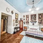 Divna Pani Luxury Gallery 5*