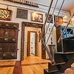 Divna Pani Luxury Gallery 5*