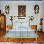 Divna Pani Luxury Gallery 5* Банска-Штьявница