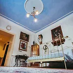 Divna Pani Luxury Gallery Отель