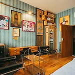 Divna Pani Luxury Gallery Отель 5*