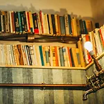 Divna Pani Luxury Gallery Отель Банска-Штьявница