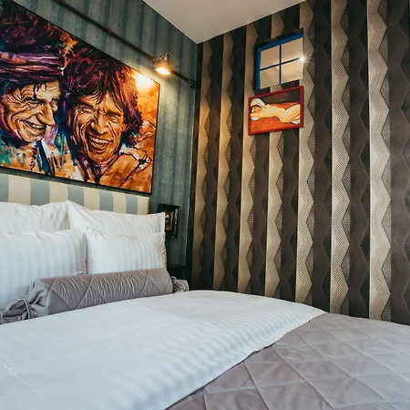 Divna Pani Luxury Gallery Banská Štiavnica