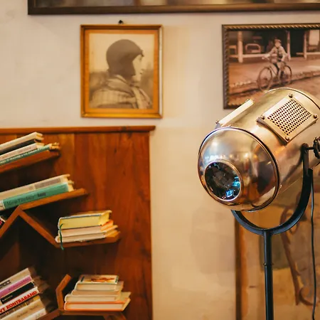 Divna Pani Luxury Gallery Banská Štiavnica