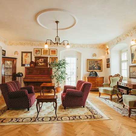 Szálloda Divna Pani Luxury Gallery