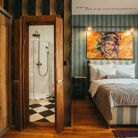 Divna Pani Luxury Gallery Banská Štiavnica