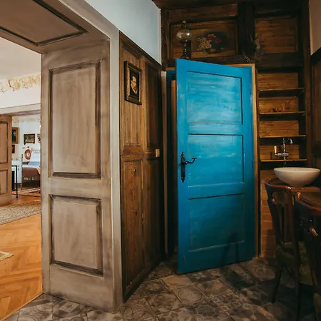 Divna Pani Luxury Gallery 5* Banská Štiavnica