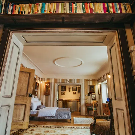 Szálloda Divna Pani Luxury Gallery